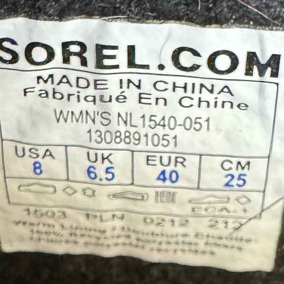 Sorel Joan of Arctic black and Gray Snow Boot - Picture 8 of 8